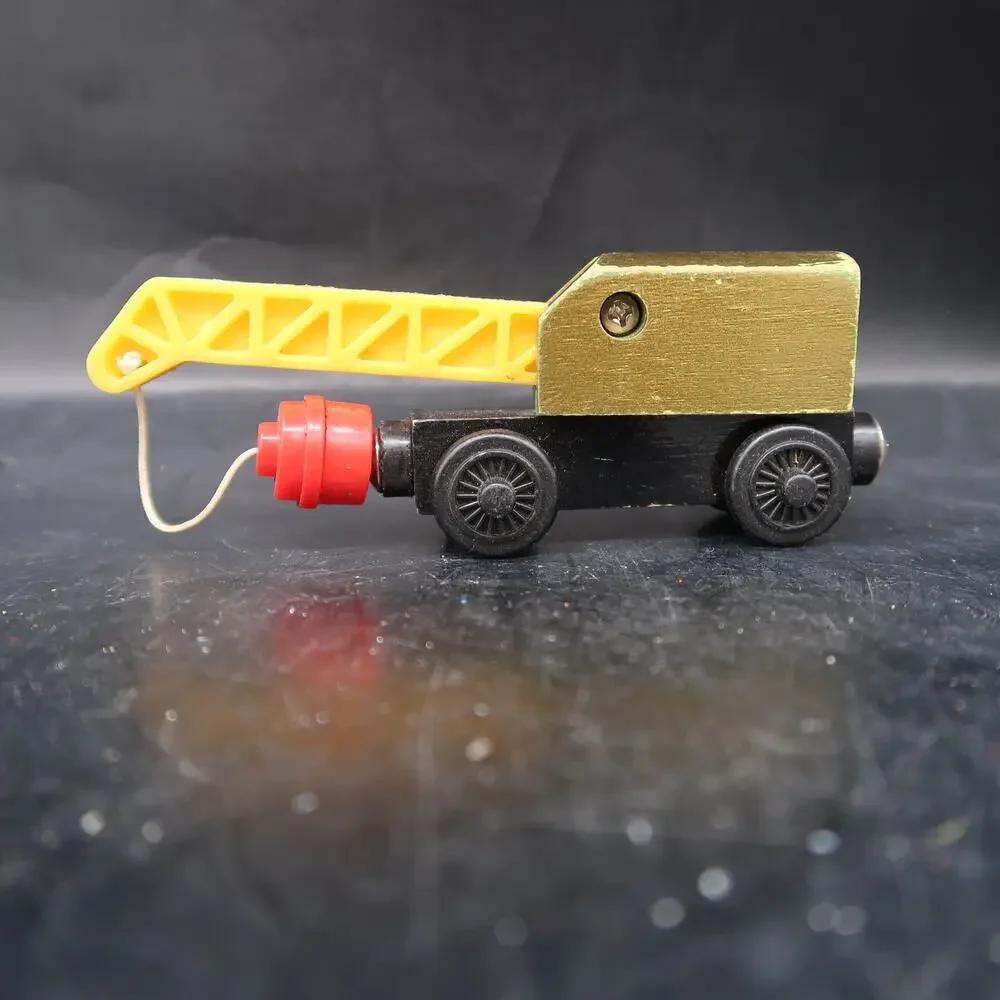 Thomas & Friends Wooden Railway Breakdown Train / Fuel Car Trucks Vintage